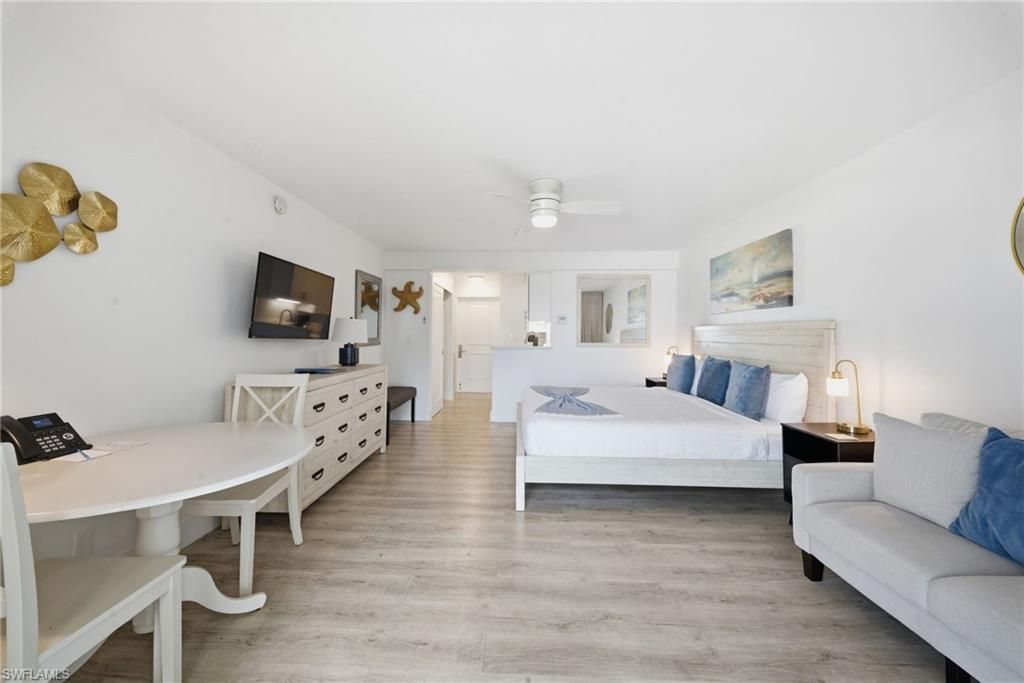 900 Broad Ave S, Unit 117, Naples, FL 34102 Photo