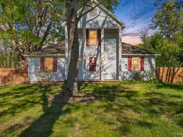 7054 McCords Avenue SE , Caledonia Twp, MI 49302