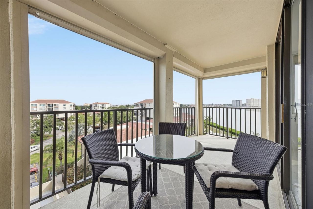 6322 Palma Del Mar Boulevard S, Unit 606, Saint Petersburg, FL 33715 Photo