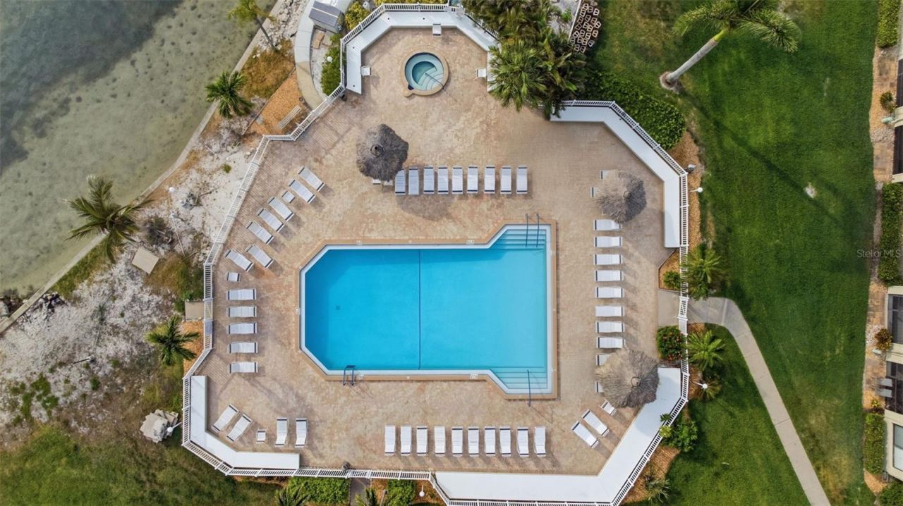 6322 Palma Del Mar Boulevard S, Unit 606, Saint Petersburg, FL 33715 Photo