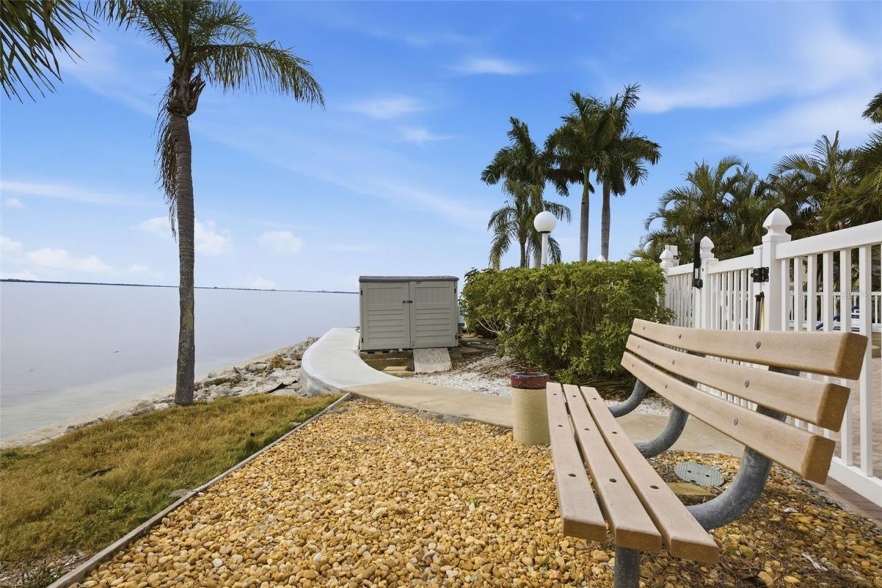 6322 Palma Del Mar Boulevard S, Unit 606, Saint Petersburg, FL 33715 Photo