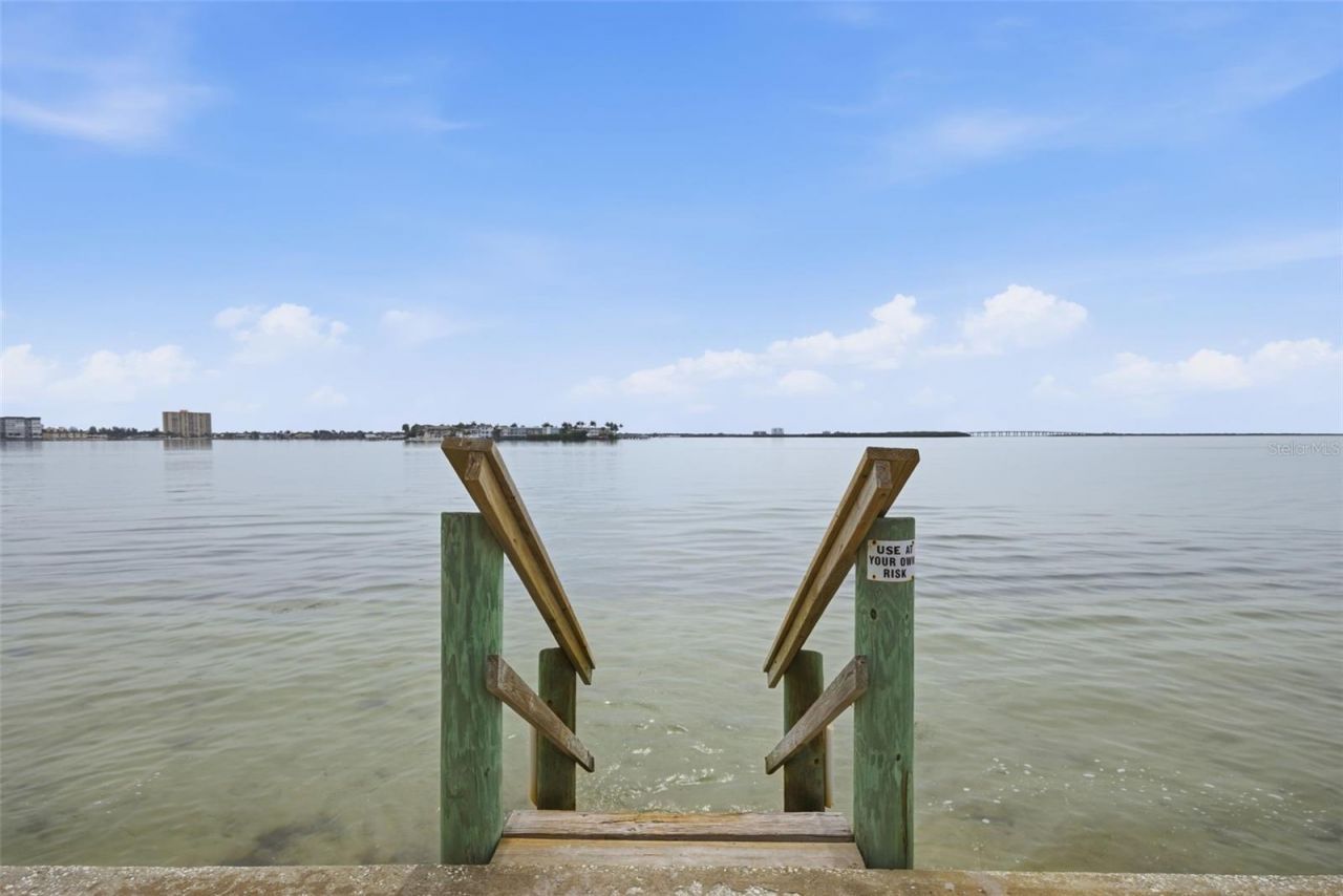 6322 Palma Del Mar Boulevard S, Unit 606, Saint Petersburg, FL 33715 Photo