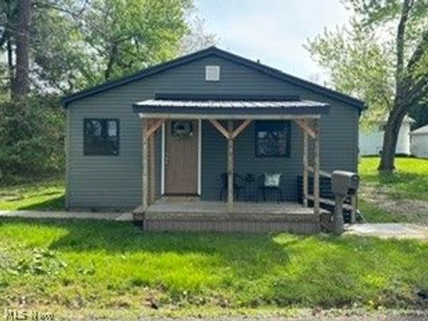 3185 Willowedge Drive, Coventry, OH 44319