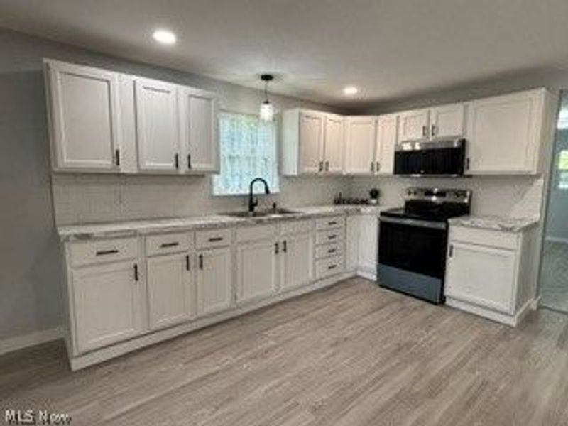 3185 Willowedge Drive, Coventry, OH 44319 Photo 10