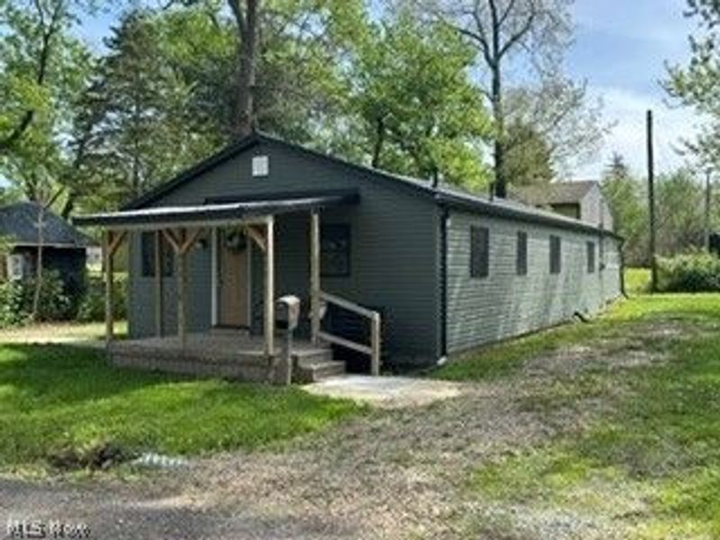 3185 Willowedge Drive, Coventry, OH 44319 Photo 2