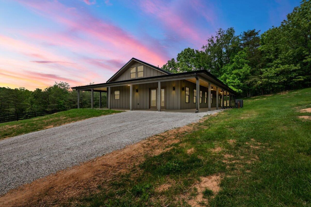 2311 Kentucky 3630 , Tyner, KY 40486