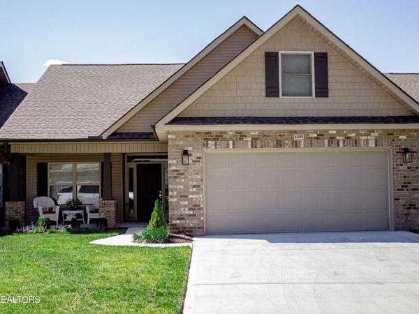 1339 Kenzi Rose Lane, Knoxville, TN 37918