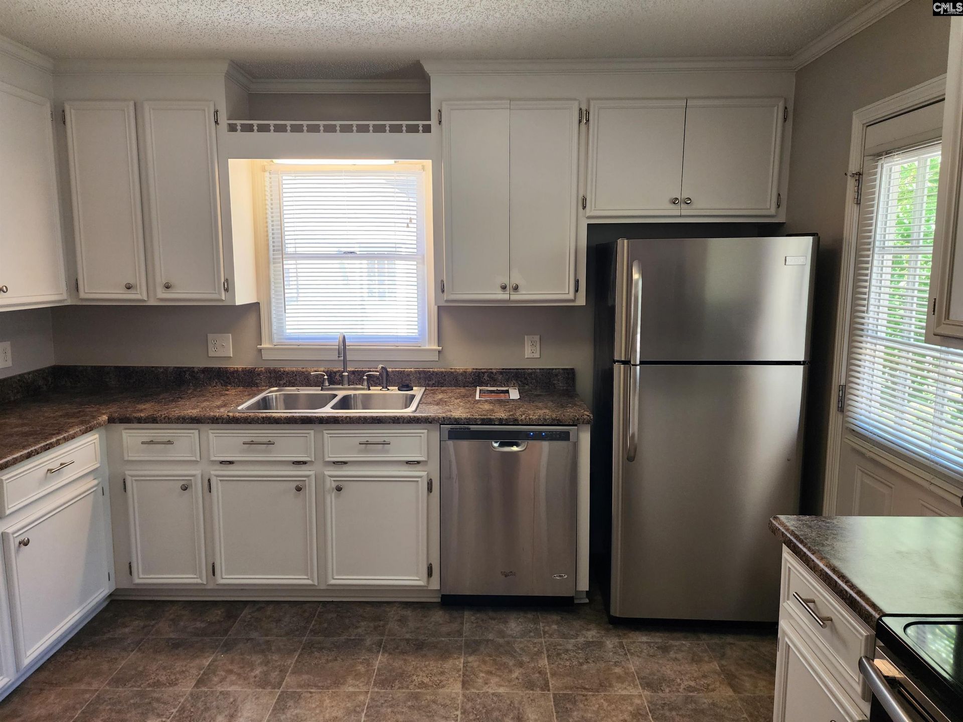 117 Bowhill Court  Photo 4