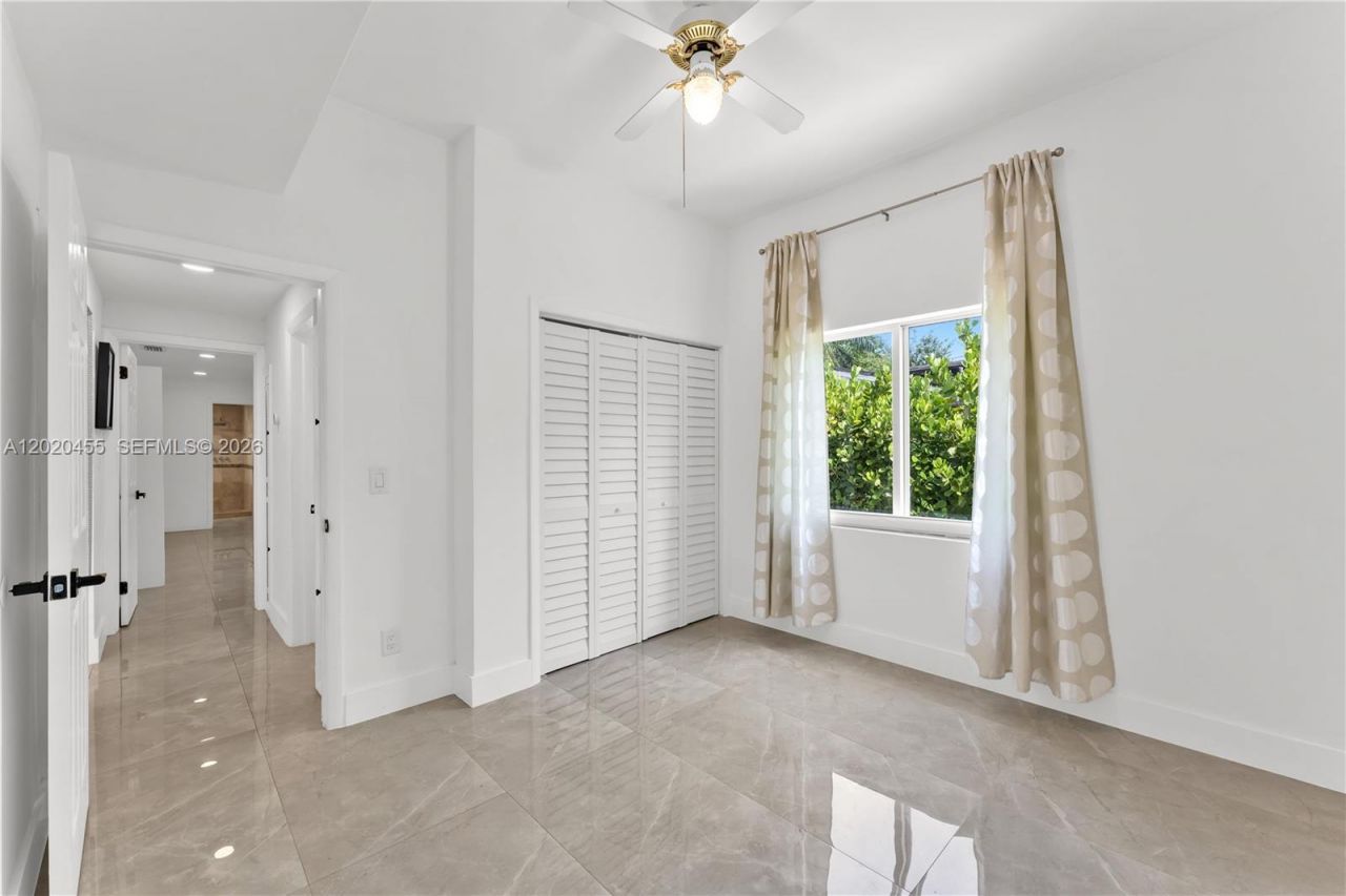 11144 NE 8th Ct , Biscayne Park, FL 33161 Photo