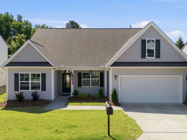 32 Kenilworth Street , Clayton, NC 27527