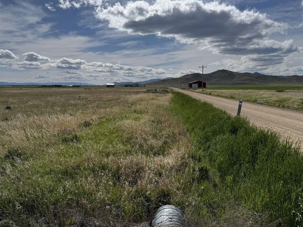 217 W 300 N, Fairfield, ID 83327