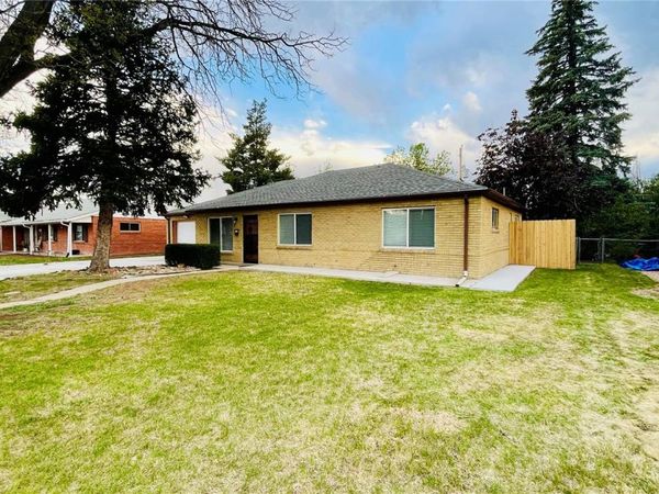 903 Quentin Street, Aurora, CO 80011