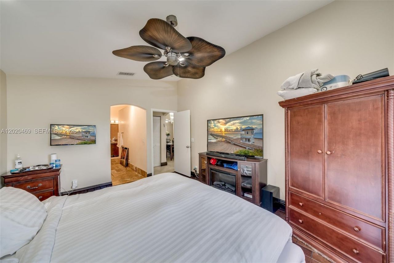 5032 SW 34th Ter, Hollywood, FL 33312 Photo