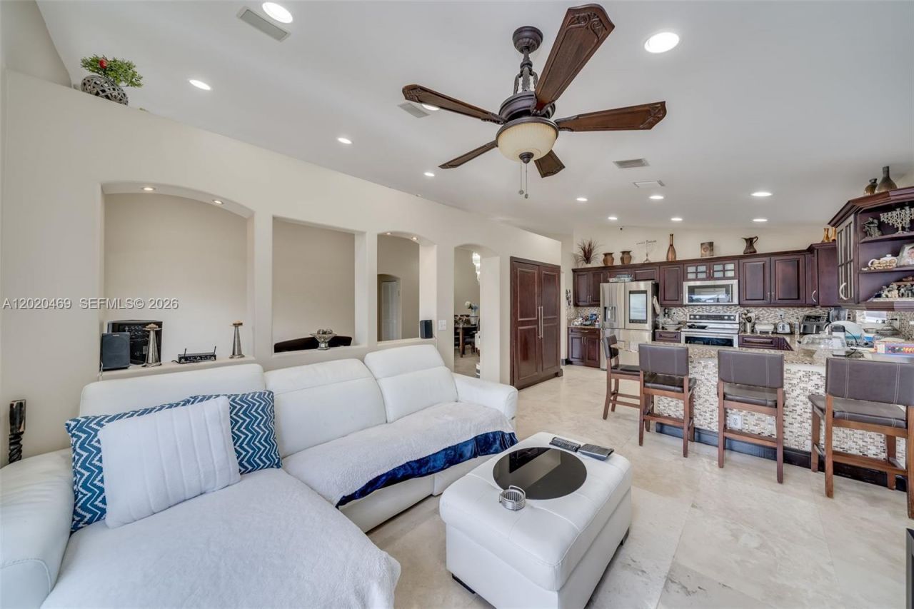 5032 SW 34th Ter, Hollywood, FL 33312 Photo