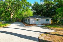 1757 Skinner Avenue photo 4