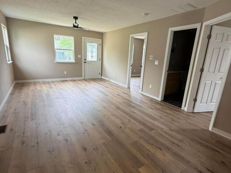 95 Riley Avenue, London, OH 43140 Photo 5