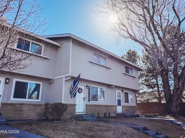 1363 Waterloo Lane, Unit APT E, Gardnerville, NV 89410