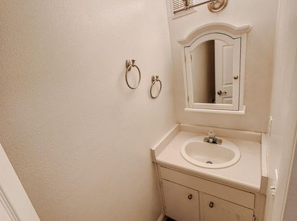 1363 Waterloo Lane, Unit APT E, Gardnerville, NV 89410 Photo