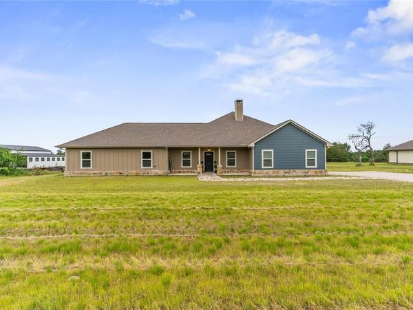 139 Kriston Lane, Springtown, TX 76082