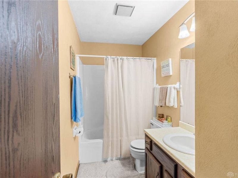 1662 Longbow Lane, Unit C, West Carrollton, OH 45449 Photo 19