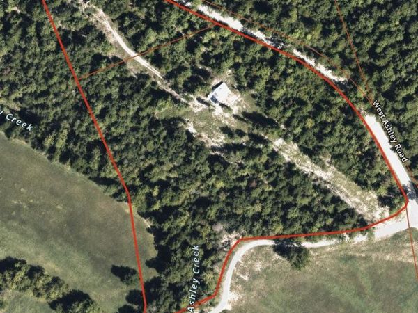 21932 W Ashley Road , Raymondville, MO 65555