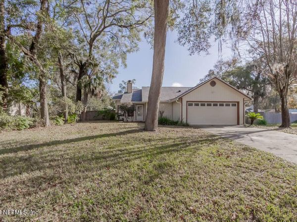 1639 PONDEROSA PINE Drive E, Jacksonville, FL 32225