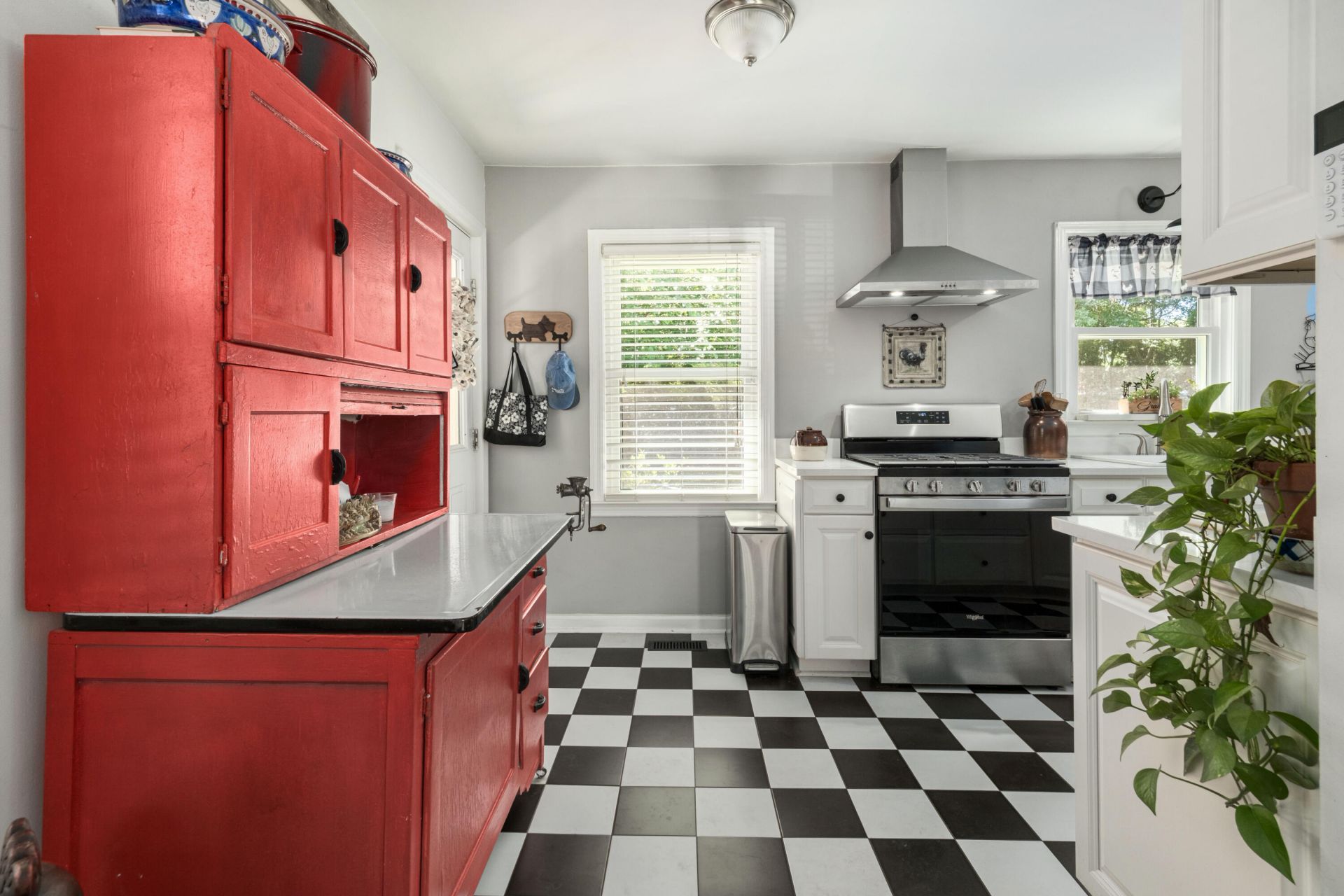 1787 Markham Road Photo 9