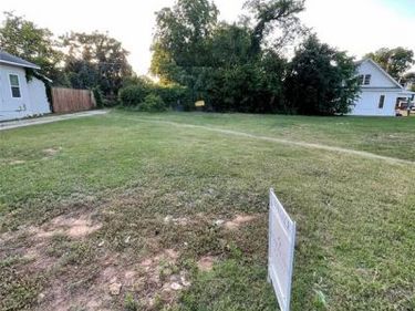 1713 Cooper Street, Dallas, TX 75215