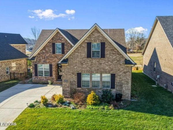 1641 Sugarfield Lane, Knoxville, TN 37932