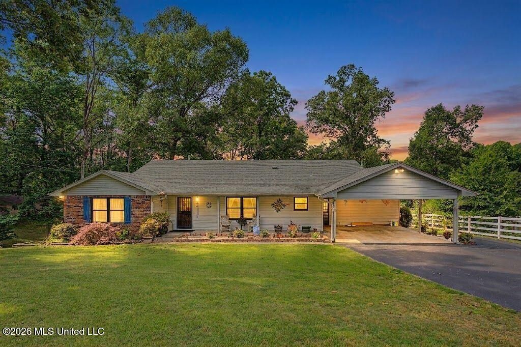 1463 Thunderbird Drive Hernando, MS 38632