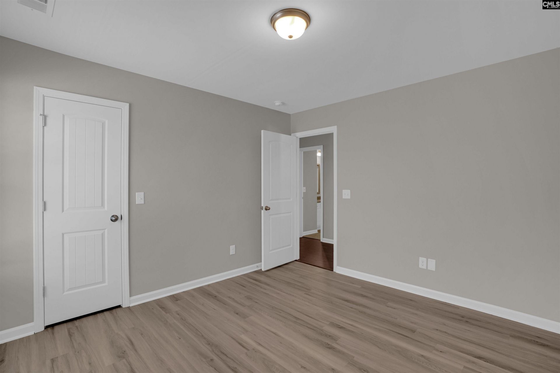 32 Texas Black Way Photo 26