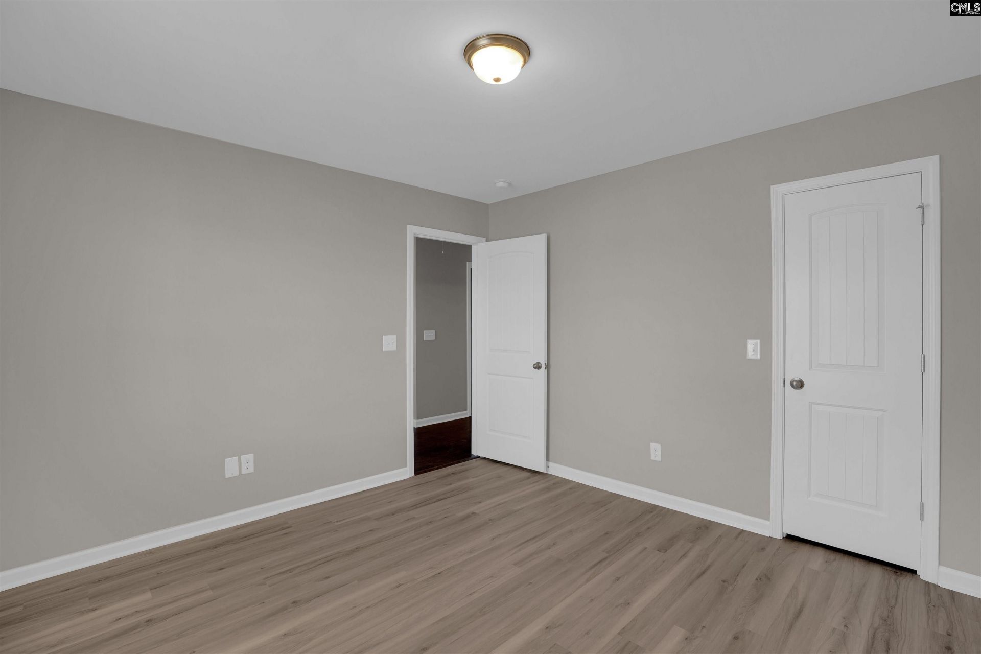 32 Texas Black Way Photo 29