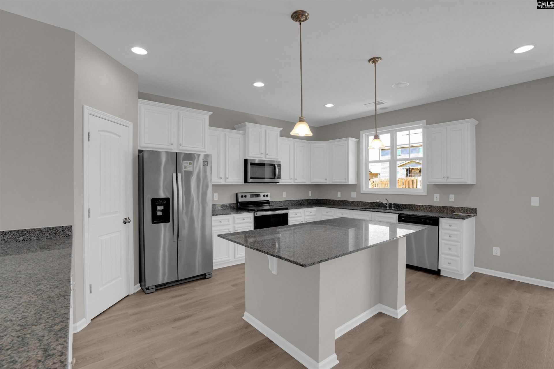 32 Texas Black Way Photo 7