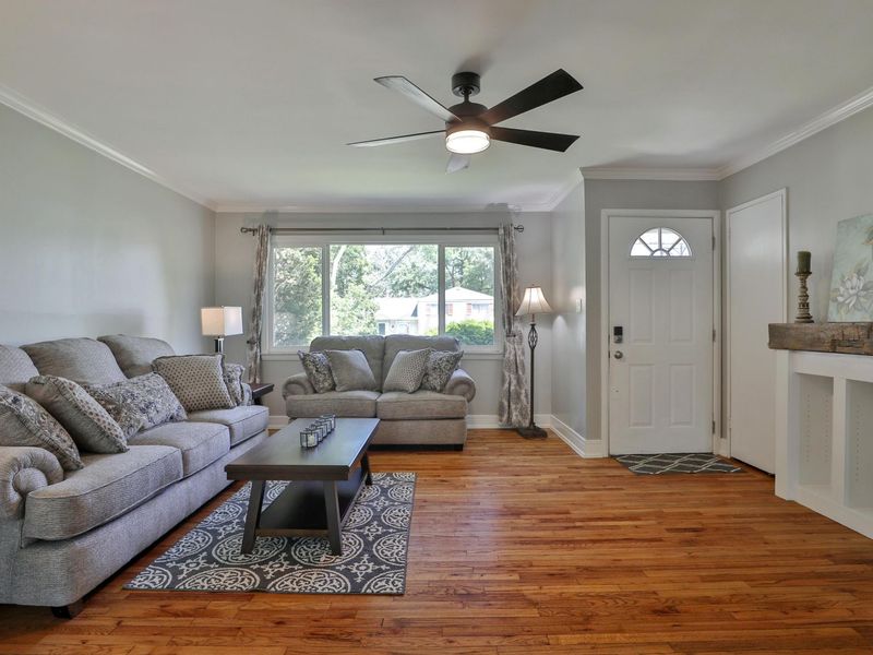 957 Varsity Avenue, Columbus, OH 43221 Photo 3