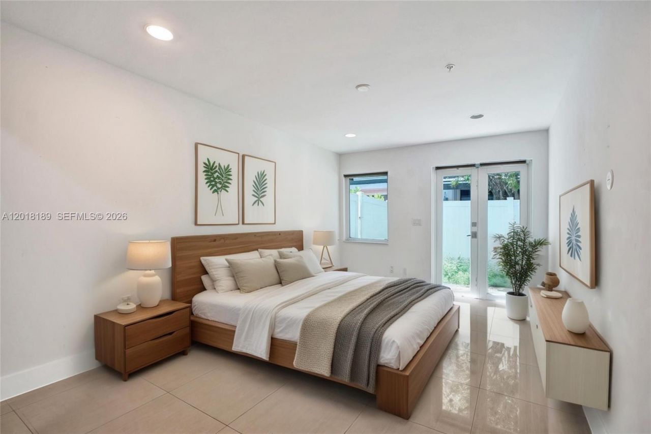820 NE 7th St, Unit G, Fort Lauderdale, FL 33304 Photo