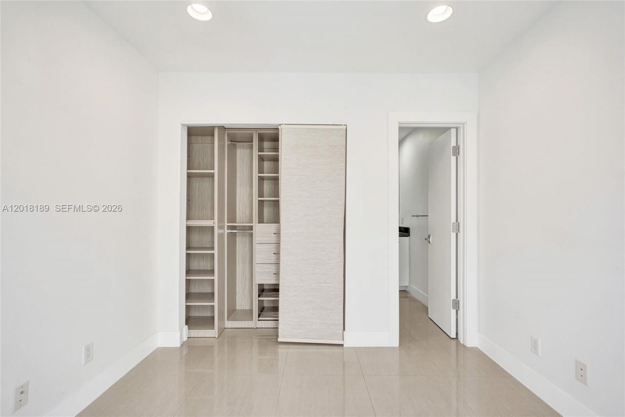 820 NE 7th St, Unit G, Fort Lauderdale, FL 33304 Photo