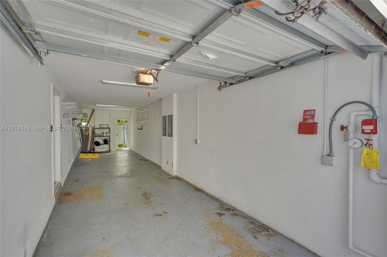 820 NE 7th St, Unit G, Fort Lauderdale, FL 33304 Photo