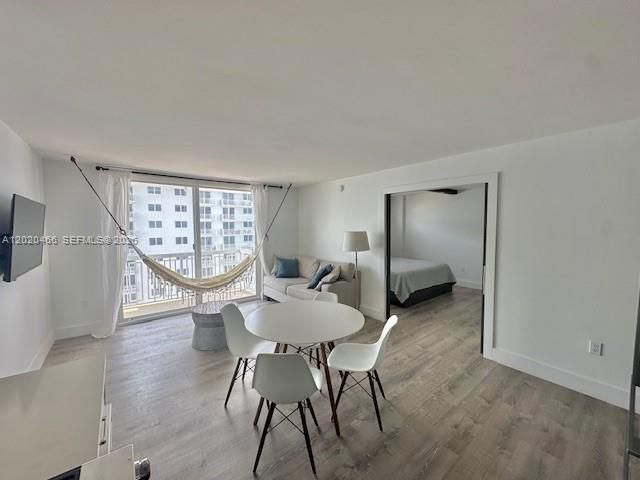 401 Ocean Dr , Unit 910, Miami Beach, FL 33139 Photo