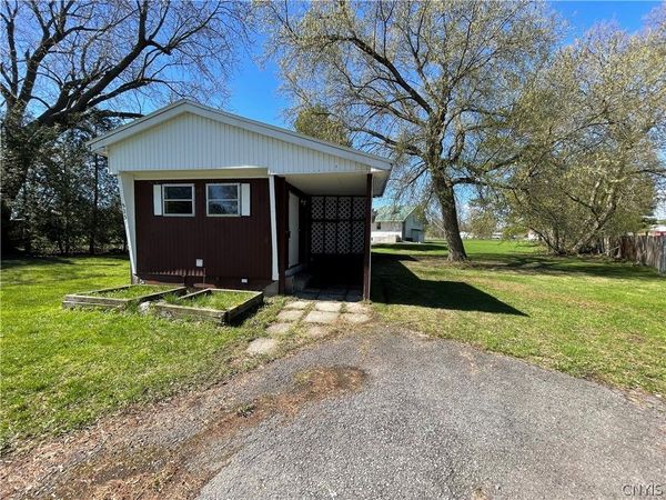 925 Albany Avenue , Ogdensburg, NY 13669