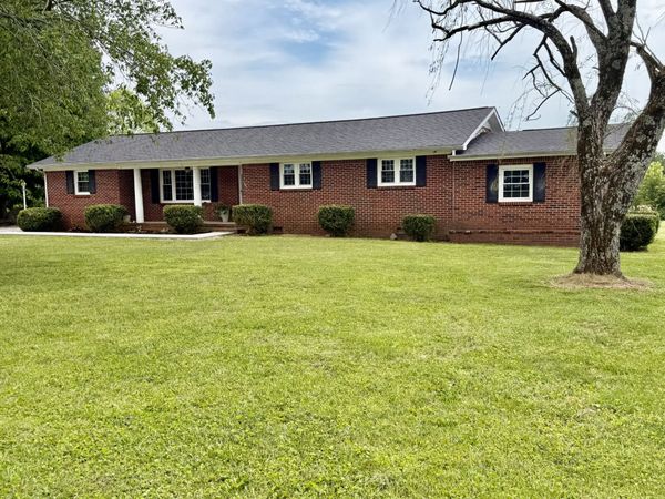 1857 Wheeler Rd , McMinnville, TN 37110