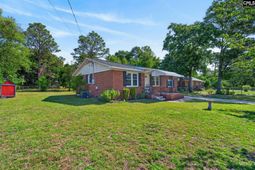 1217 Hazel Street  photo 4
