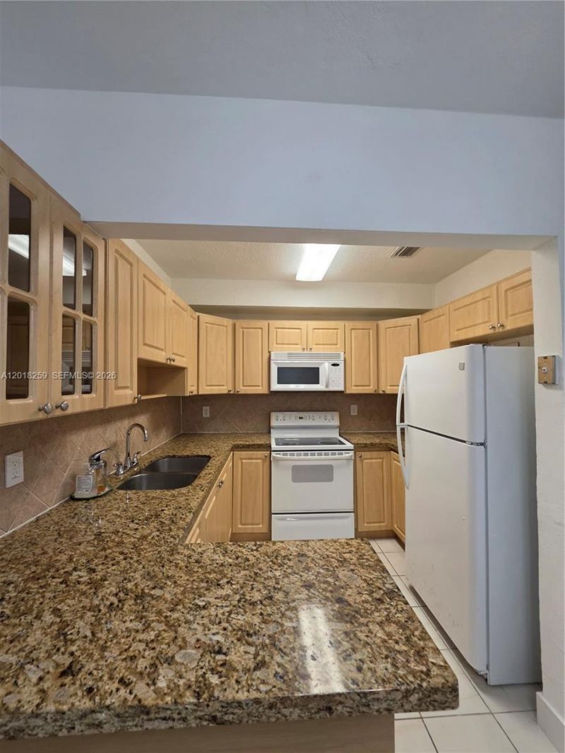 4601 SW 5th St , Miami, FL 33134 Photo