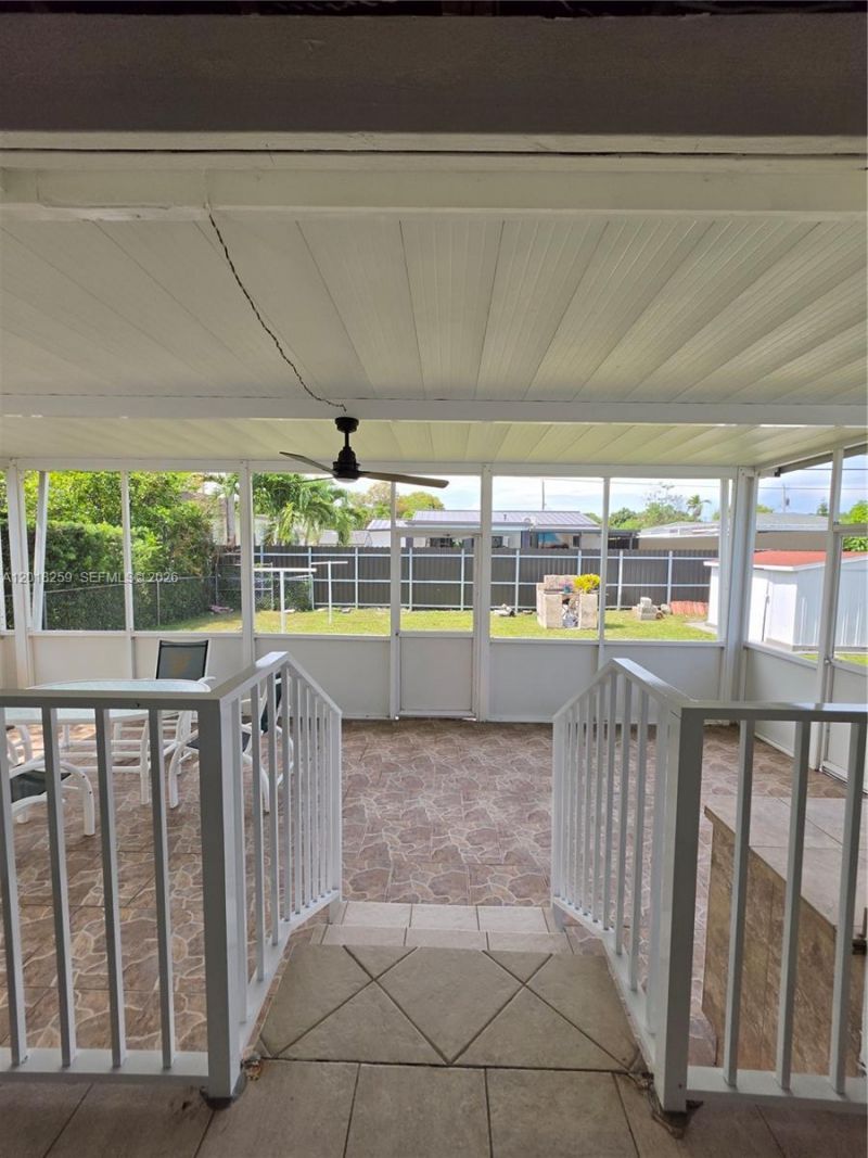 4601 SW 5th St , Miami, FL 33134 Photo