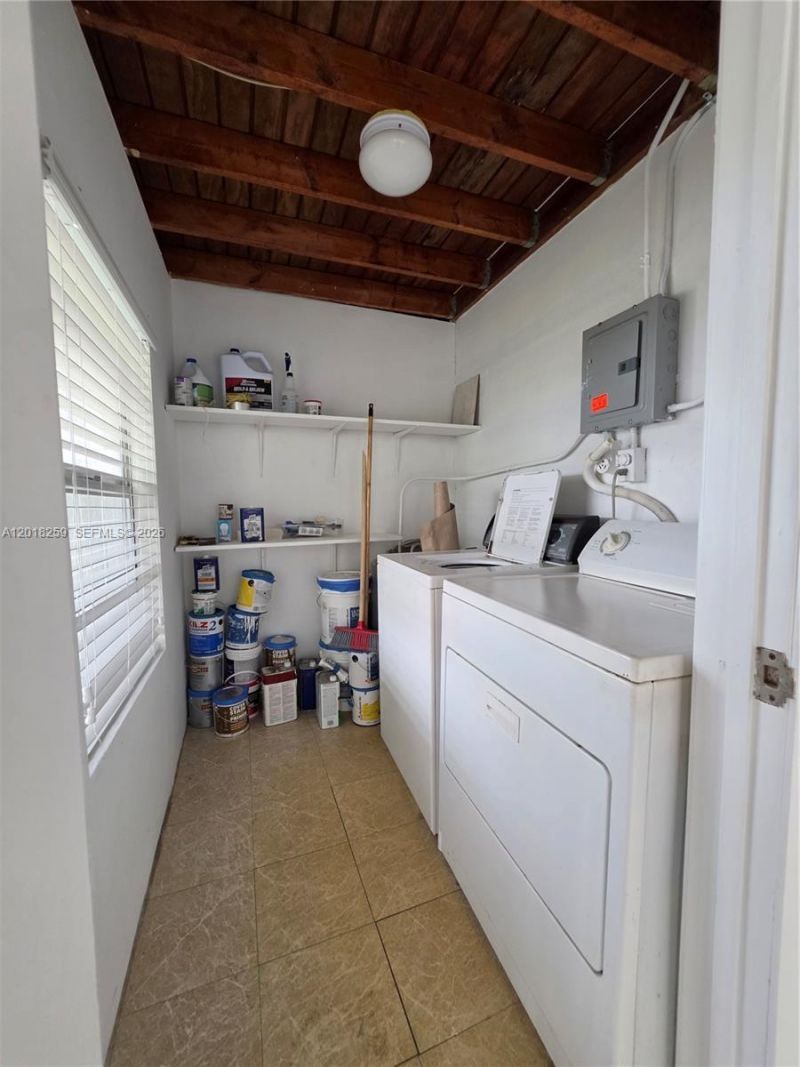 4601 SW 5th St , Miami, FL 33134 Photo