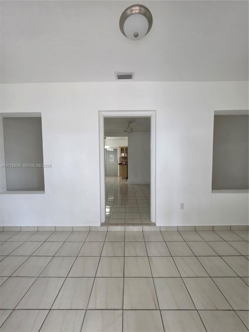 4601 SW 5th St , Miami, FL 33134 Photo