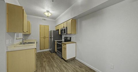 6850 Sharlands Avenue, Unit # 1140, Reno, NV 89523 Photo