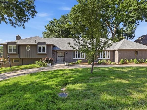 1110 W 113TH Street, Kansas City, MO 64114