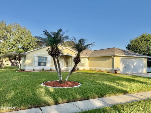 67 Spinnaker Circle, South Daytona, FL 32119