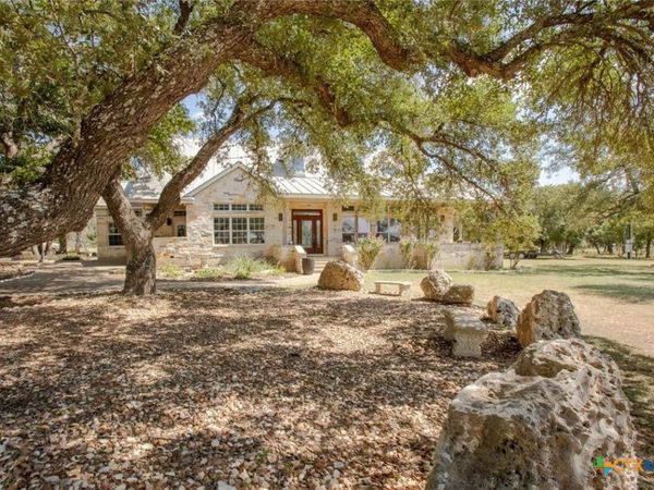 2010 County Road 233, Florence, TX 76527