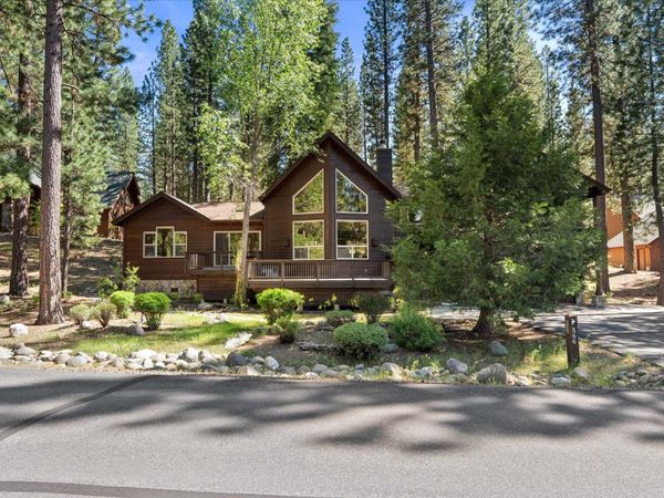566 Miner's Passage, Clio, CA 96106